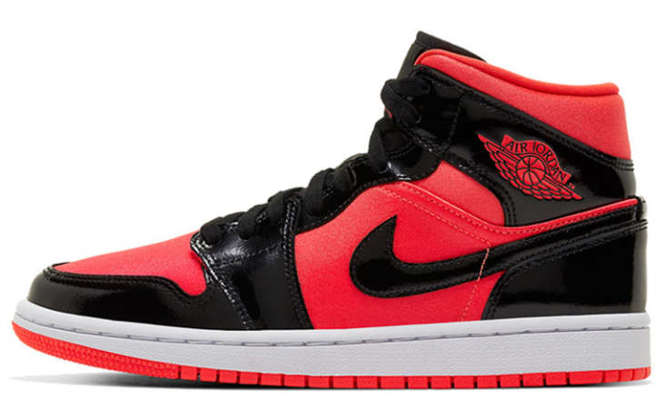 Jordan Air Jordan 1 Mid 'Hot Punch' Women's