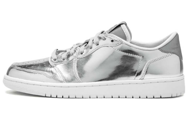 Jordan Jordan 1 Retro Low Pinnacle Metallic Silver