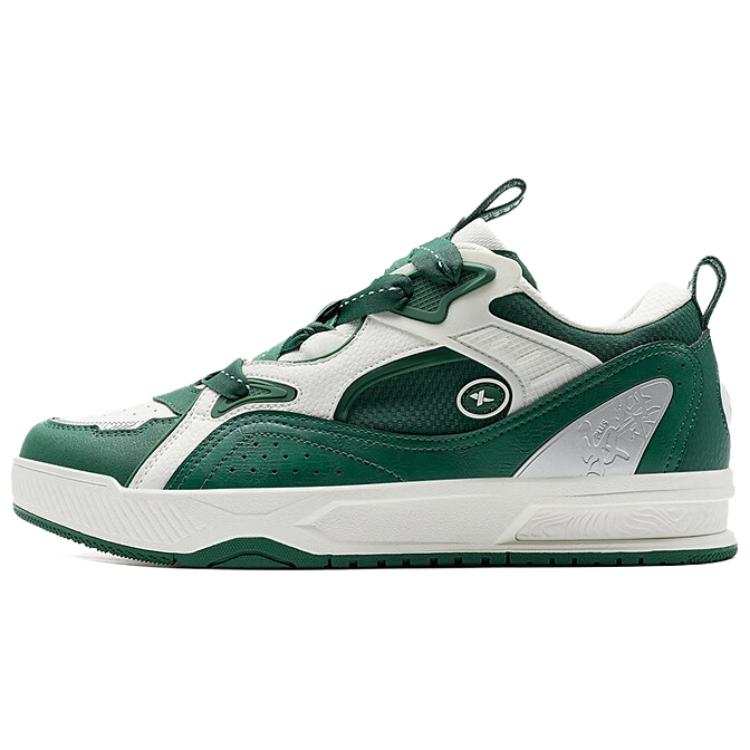 XTEP Yue Ao Slip Resistant And Abrasion Resistant Coverage Low top Skateboard Shoes Men's Green White