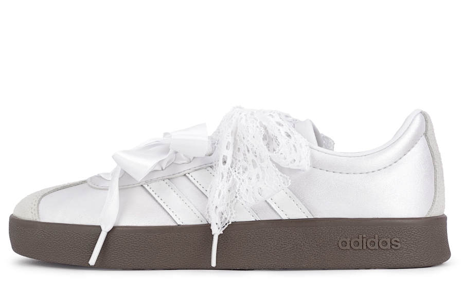 Adidas Adidas Vl Court Classic Slip Resistant Slip Resistant Low top Skateboard Shoes Women's Light Silver