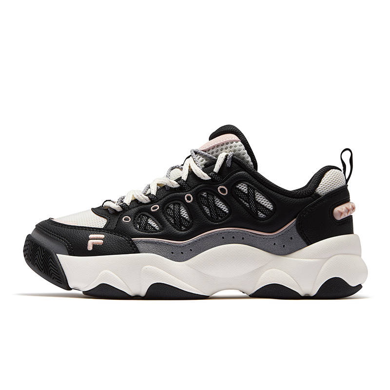 FILA FUSION WATERBEAR Vintage Basketball Shoes Women's Black White
