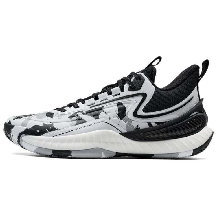 XTEP Jie Ao 2 Comfortable And Trendy Wear resistant And Lightweight Low top Basketball Shoes Men's White Black