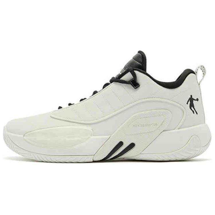 QIAODAN Slip Resistant Abrasion Resistant Low top Basketball Shoes Men's White Black