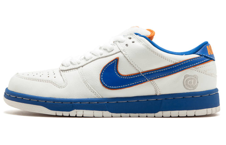 Nike Nike Sb Dunk Low Medicom 1