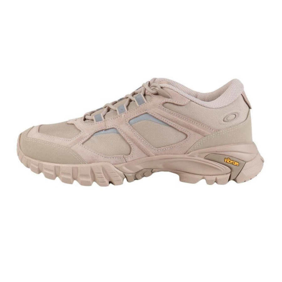 Oakley SIERRA TERRAIN Slip Resistant Abrasion Resistant Low top Hiking Shoes Men's Light Umber