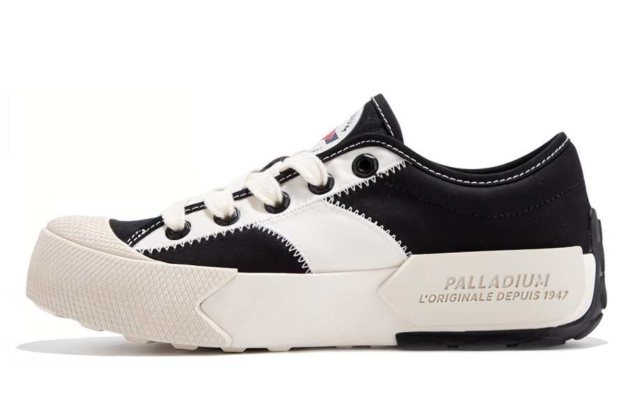 Palladium Low top Canvas Shoes Men's Black White