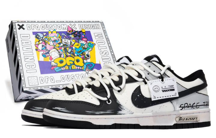 Nike Nike Dunk Skateboard Shoes Women's Low Top Gray/White/Black
