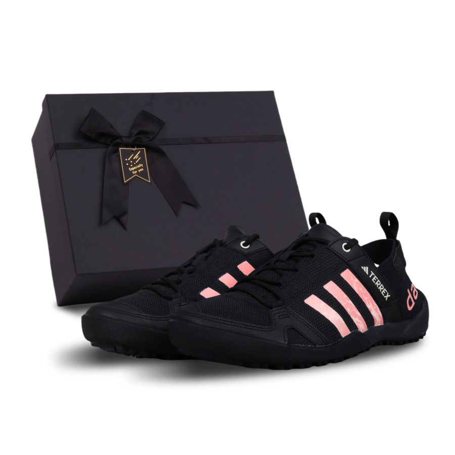 Adidas Adidas Terrex Daroga Yitoyan, Swift And Agile Style Breathable Low top Hiking Shoes Unisex Spade Red