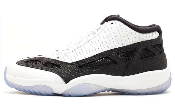 Jordan Jordan 11 Retro Low Ie White/Black 2011