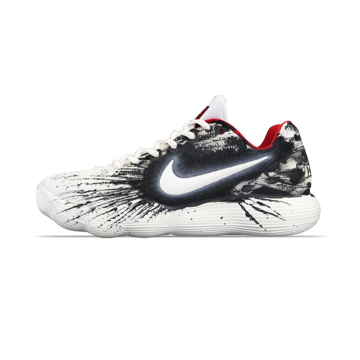 Nike Nike Hyperdunk 2017 Low top Basketball Shoes Men's Black White