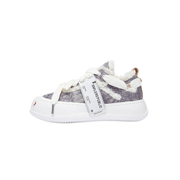 SMILEREPUBLIC Open Ended Smiling Collection Silver Frost Rose Height Increasing Low top Canvas Shoes Unisex Gray