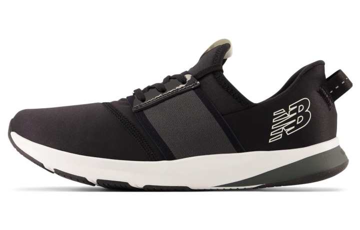 New Balance New Balance Dynasoft Nergize V3 Trainers 'Black White' Women's