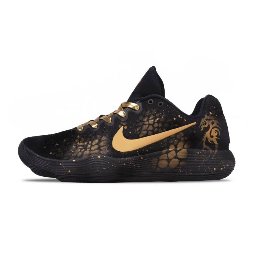 Nike Nike Hyperdunk 2017 Golden Dragon Abrasion Resistant Abrasion Resistant Low top Basketball Shoes Unisex Black Gold
