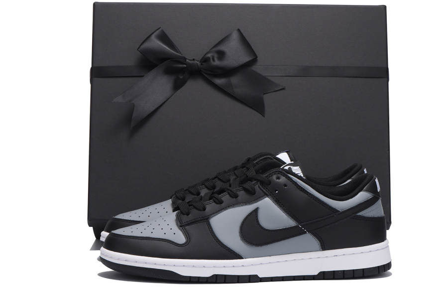 Nike Nike Dunk Slip Resistant Abrasion Resistant Low top Skateboard Shoes Unisex Black Gray