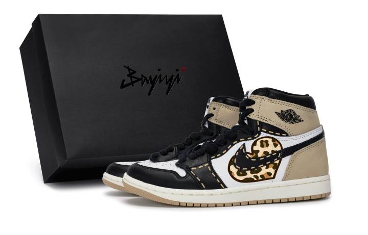 Jordan Jordan Air Jordan 1 High OG 811, Heart Shaped Leopard Print, Special Shoe Box Abrasion Resistant Slip Resistant