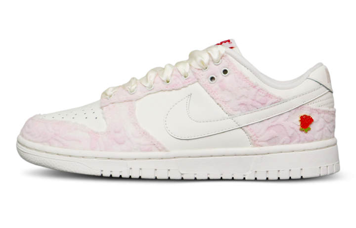 Nike Nike Dunk Slip Resistant Low top Skateboard Shoes Women's Fuchsia