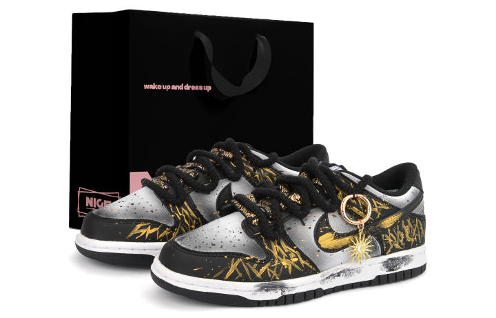 Nike Nike Dunk Abrasion Resistant Breathable Abrasion Resistant Breathable Low top Skateboard Shoes Unisex Black Gold