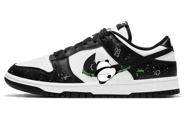 Nike Nike Dunk Slip Resistant Abrasion Resistant Low top Skateboard Shoes Men's Black White