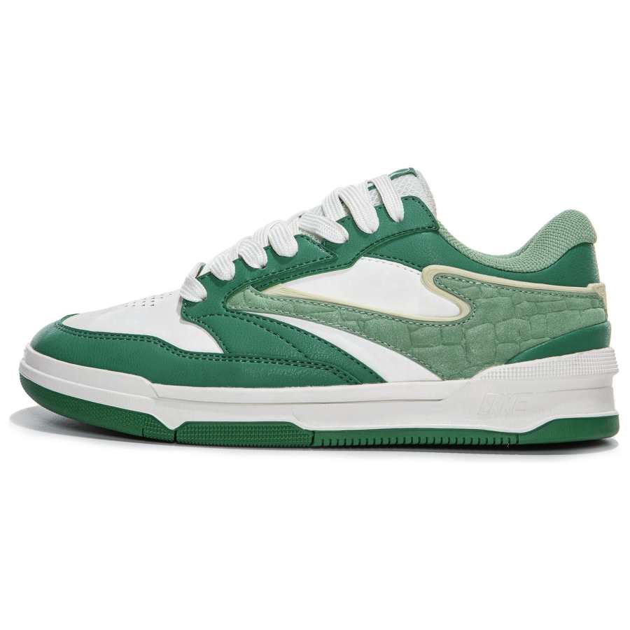 Erke Slip Resistant Abrasion Resistant Low top Skateboard Shoes Women's