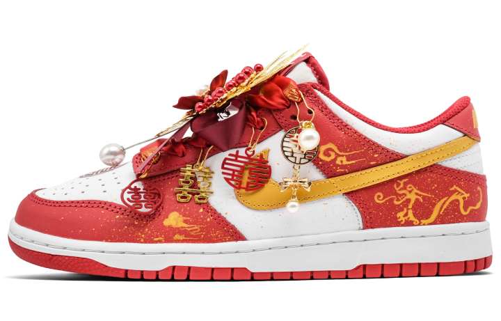 Nike Nike Dunk Unwavering Until Death Cushioning, Wear Resistant Low top Skateboard Shoes Unisex