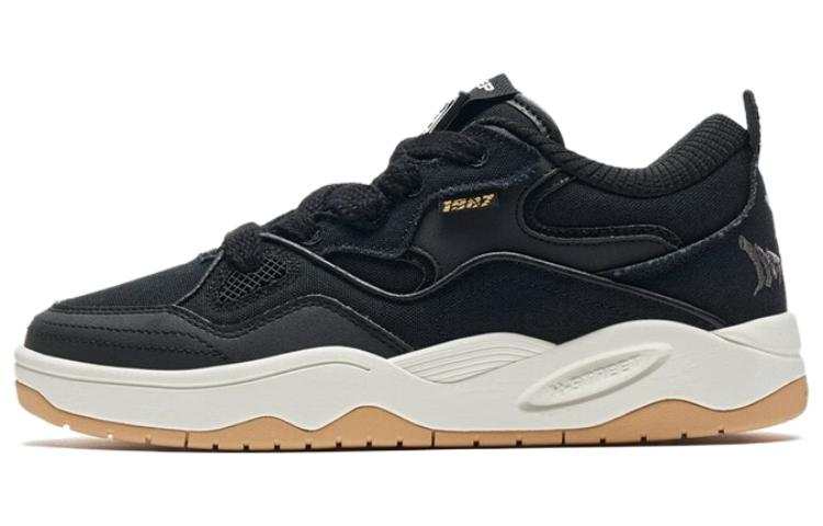 XTEP Reverse Slip Resistant Abrasion Resistant Slip Resistant Abrasion Resistant Low top Skateboard Shoes Women's Black