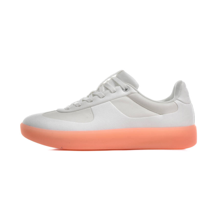 TREEPERI Fashion Trend Coverage Slip Resistant Cushioning Low top Skateboard Shoes Unisex White Orange