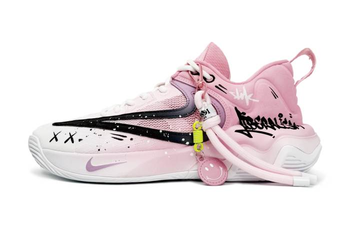 Nike Nike Giannis Immortality Low top Basketball Shoes Men's Blue Pink