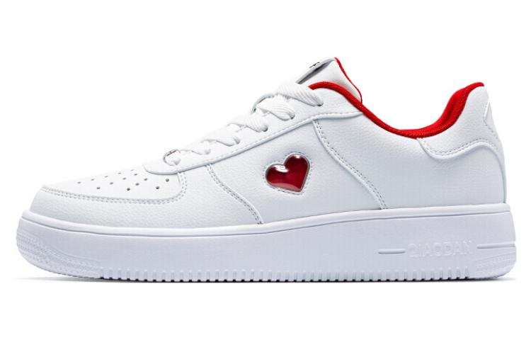 QIAODAN White Sneakers Abrasion Resistant Lightweight Slip Resistant Low top Skateboard Shoes Men's White Red Couple's