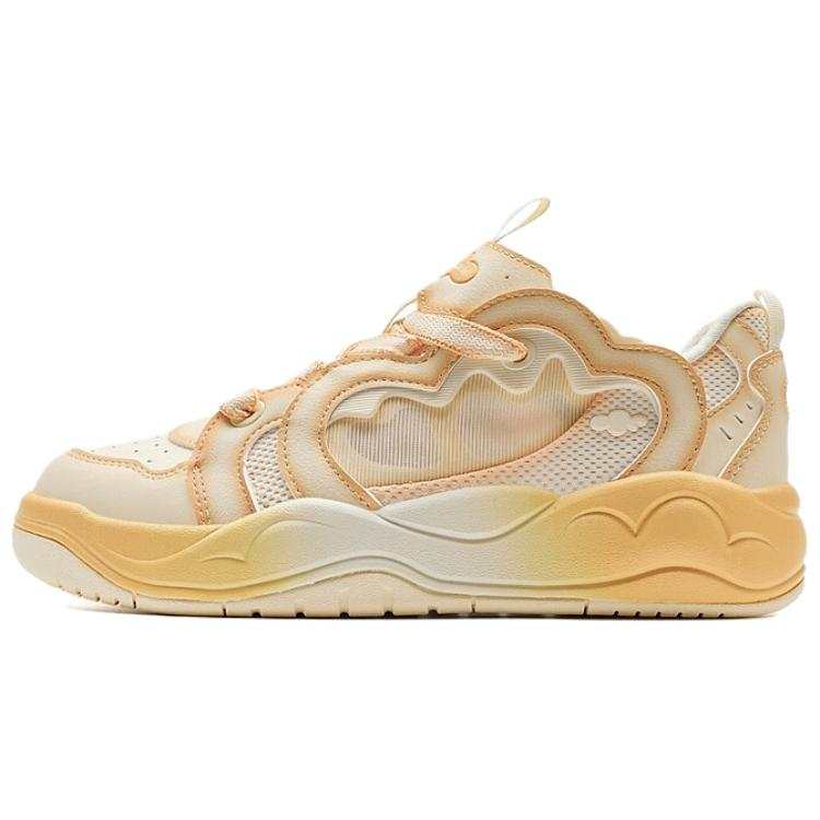 XTEP Lightweight Anti Slip Low top Skateboard Shoes Women's White Orange