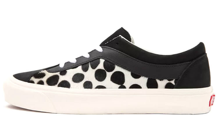Vans Vans Dalmatian Bold Ni Low Top Sneakers Black/White