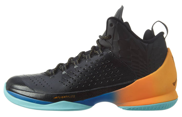 Jordan Jordan Melo M11 Black/Metallic Gold Bright Ctrs Lsr