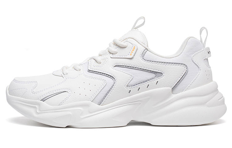 XTEP XTEP Low top Chunky Sneakers Men's Beige