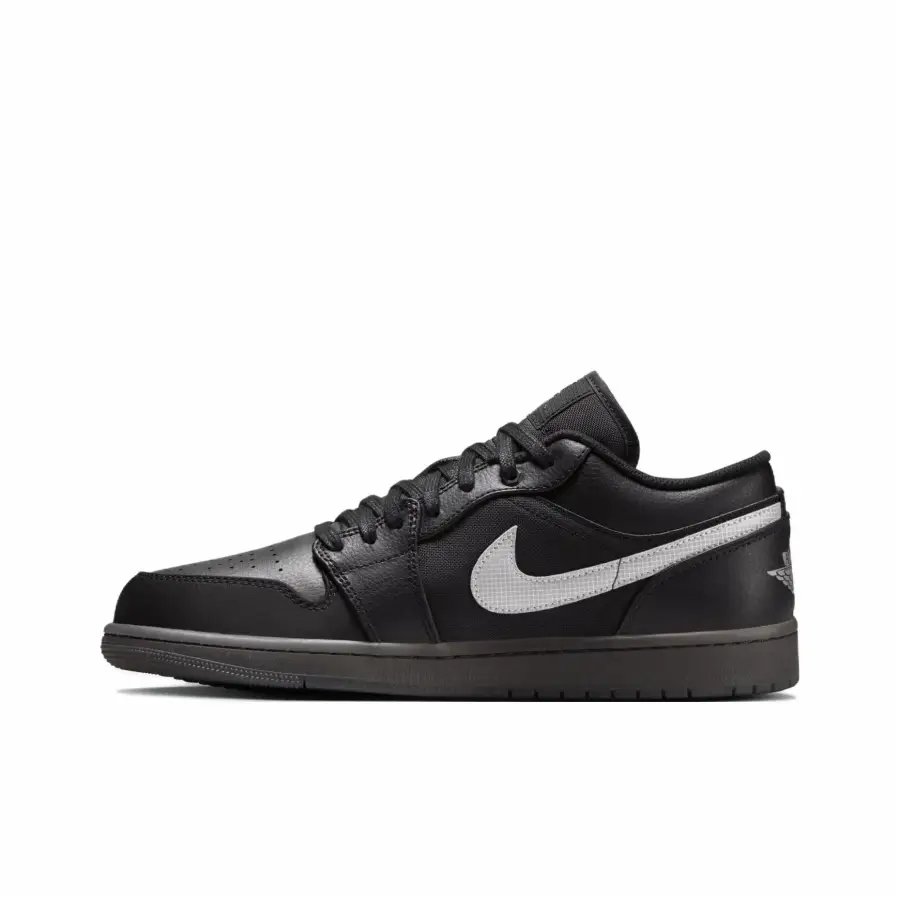 Jordan Jordan Air Jordan 1 Slip Resistant, Abrasion Resistant, Breathable Low top Basketball Shoes Unisex Black