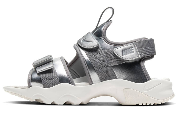 Nike Nike Canyon Sandal 'Metallic Silver' Women's