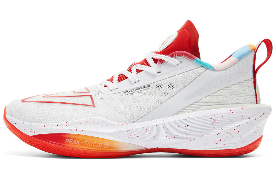 PEAK Cushioning Slip Resistant Abrasion Resistant Rebound Anti Twist Low top Basketball Shoes Men's Baymax Red