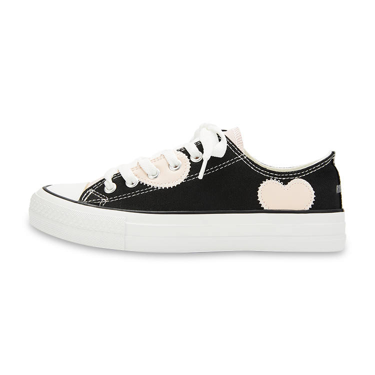 RUN MANNER Low top Canvas Shoes Women's Black