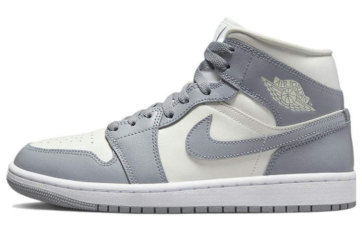 Jordan Air Jordan 1 Mid 'Stealth' Women's