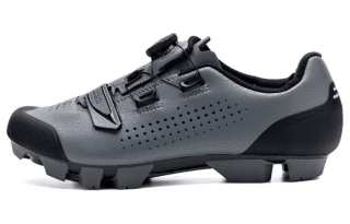 SANTIC Coverage Abrasion Resistant Slip Resistant Wrapping, Wear Resistant And Non Slip Low top Cycling Shoes Unisex
