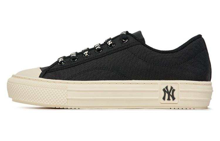 MLB Playball Slip Resistant Abrasion Resistant Low top Canvas Shoes Unisex Black Beige