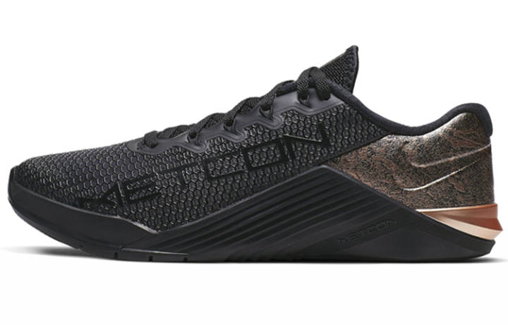 Nike Nike Metcon 5 Medal Strong Women's