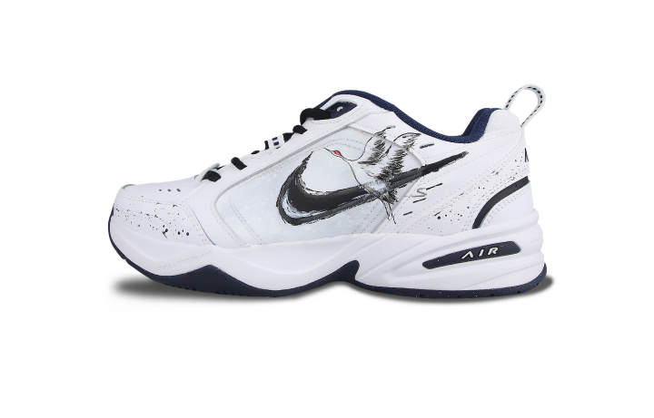 Nike Nike Air Monarch 4 PU Leather Low top Chunky Sneakers Unisex Black White