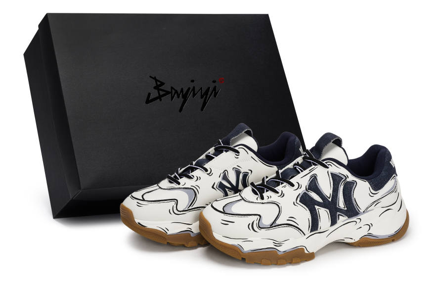 MLB New York Yankees 811 Manufacturing, Dimensional Escape, Special Shoe Box Slip Resistant Abrasion Resistant