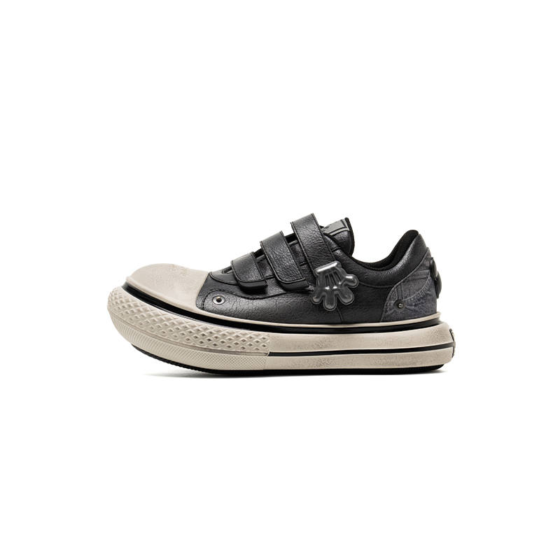 OLD ORDER Disney x OLD ORDER Breathable And Lightweight Low top Canvas Shoes Unisex Black