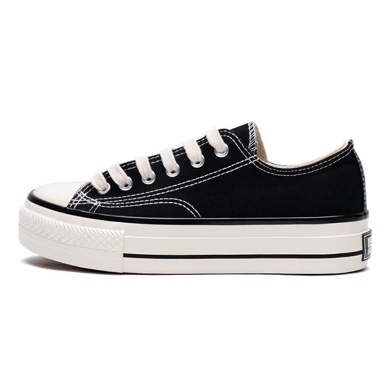 WARRIOR Warrior Low top Canvas Shoes Women's