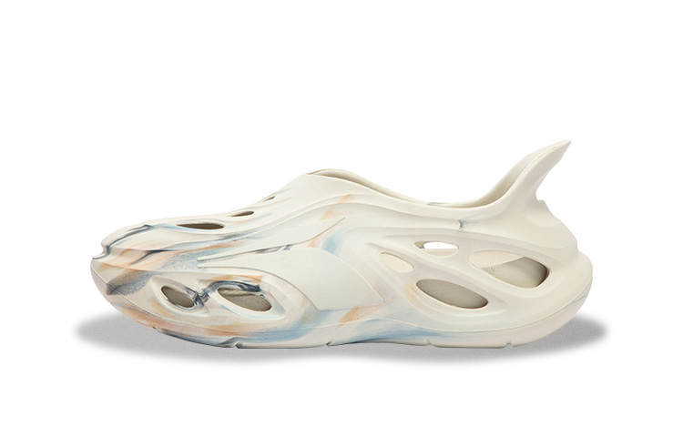 361° Yuyu Whale Clogs Unisex Oat Milk