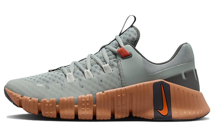 Nike Nike Free Metcon 5 Mica Green Campfire Orange