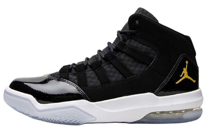 Jordan Jordan Max Aura Black Gold