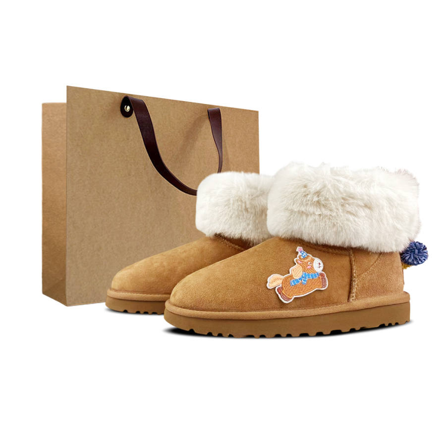 UGG UGG Sheepskin Short Snow Boots Women's