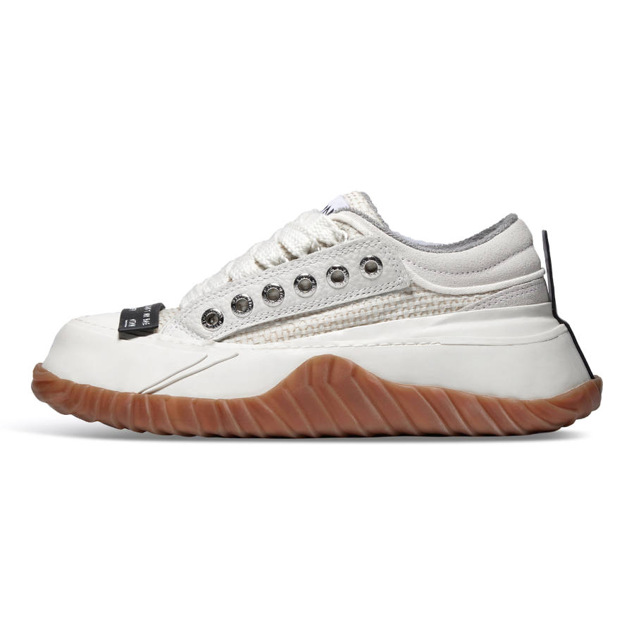 VTVN Abrasion Resistant Height Increasing Low top Canvas Shoes Unisex Jupiter White