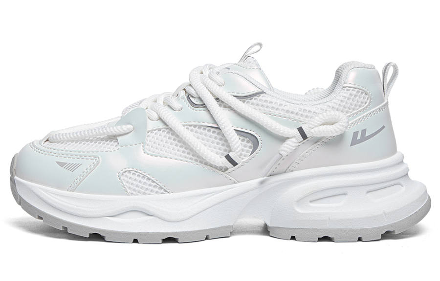 Warrior Wing Series Shock Absorbers Abrasion Resistant Slip Resistant Low top Chunky Sneakers Women's White Gray